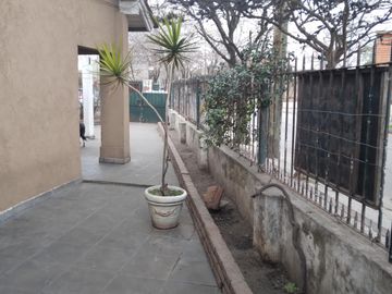 Casa mas local en Claypole