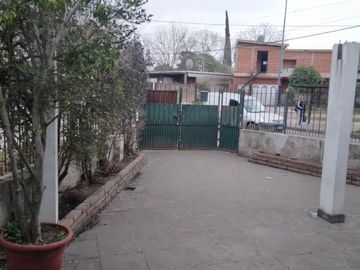 Casa mas local en Claypole