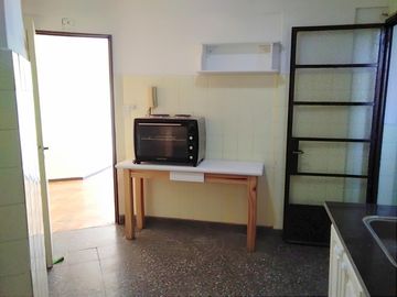 LUMINOSO DEPARTAMENTO DE DOS AMBIENTES EN VENTA