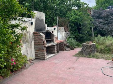 Casa de 3 dormitorios a una cuadra del mar