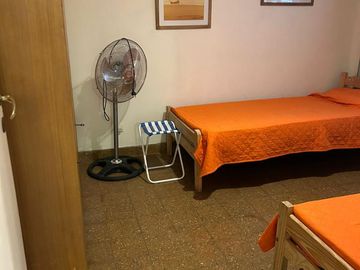 Casa de 3 dormitorios a una cuadra del mar