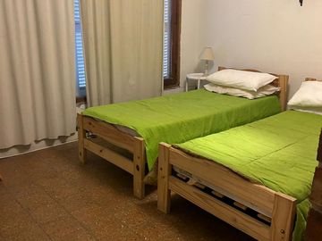 Casa de 3 dormitorios a una cuadra del mar