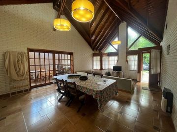 CHALET DE 4 AMB EN COUNTRY EL PARAISO