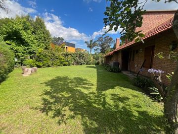 CHALET DE 4 AMB EN COUNTRY EL PARAISO
