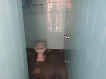 CASA MULTIFAMILIAR CON GALPÓN - LA TABLADA