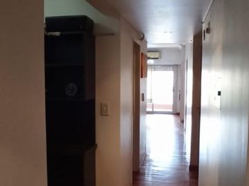 VENTA 3 AMBIENTES MAS ESCRITORIO CON COCHERA EN LANUSITA