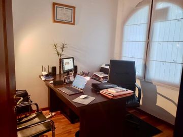IMPORTANTE CHALET DE 6 AMB EN COUNTRY EL PARAISO