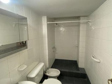 VENTA Departamento 2 dormitorios, 2 baños. Plena Nueva Córdoba.
