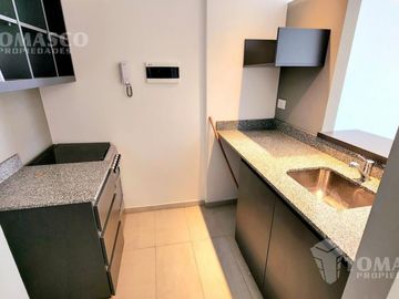 Venta 1 ambiente Profesional con Balcón