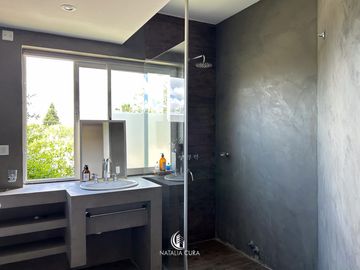 SOÑADA CASA EN VILLA ALLENDE GOLF-  IDEAL EMPRENDIMIENTO COMERCIAL -