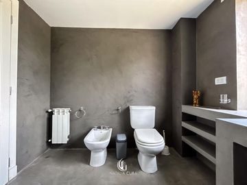 SOÑADA CASA EN VILLA ALLENDE GOLF-  IDEAL EMPRENDIMIENTO COMERCIAL -