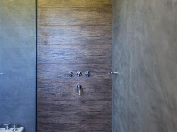 SOÑADA CASA EN VILLA ALLENDE GOLF-  IDEAL EMPRENDIMIENTO COMERCIAL -