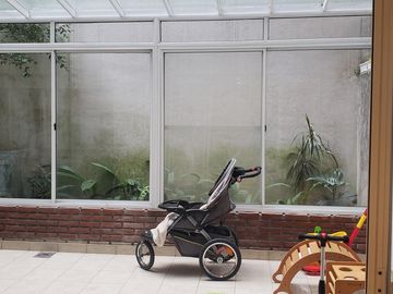 Depto. 3 Ambientes. C/ Dependencia. PB - 2 Patios -Excelente