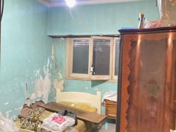 CHALET DE 4 AMBIENTES A REFACCIONAR EN VENTA - MORON NORTE