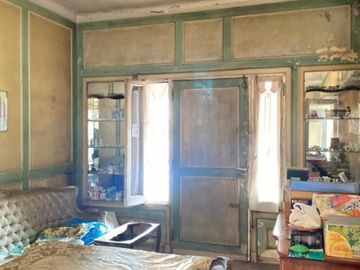CHALET DE 4 AMBIENTES A REFACCIONAR EN VENTA - MORON NORTE