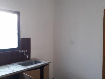 OPORTUNIDA EN VENTA LOCAL COMERCIAL Y VIVIENDA SOBRE AVENIDA