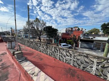Venta Casa 4 Ambientes Con Local Al Frente En El Palomar