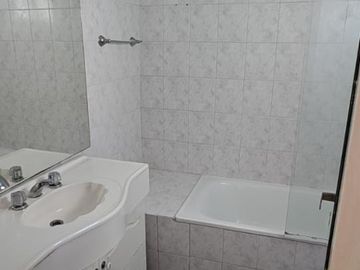 VENTA DEPARTAMENTO 2 AMB. TIPO DUPLEX (DOS PLANTAS) MUY LUMINOSO