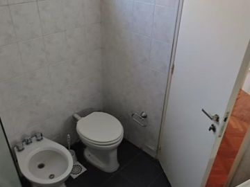 VENTA DEPARTAMENTO 2 AMB. TIPO DUPLEX (DOS PLANTAS) MUY LUMINOSO
