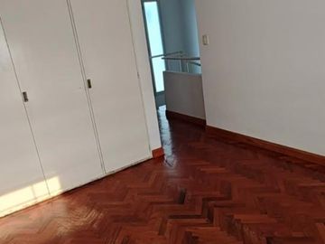 VENTA DEPARTAMENTO 2 AMB. TIPO DUPLEX (DOS PLANTAS) MUY LUMINOSO