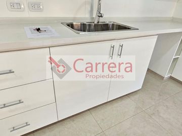 DEPTO 2 amb a ESTRENAR AIRE FRIO CALOR + cortinas - en alquiler SAN MARTIN CENTRO