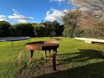 Casa de cinco ambientes en venta