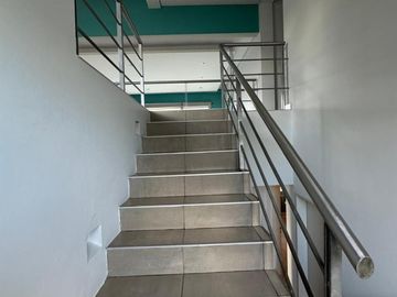 Casa de cinco ambientes en venta
