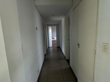 Casa de cinco ambientes en venta