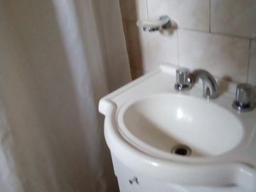 Hermosa Casa Americana en VENTA APTA CRÉDITO HIPOTECARIO en Glew.