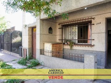 CASA EN VENTA 4 AMBIENTES, MORENO SUR