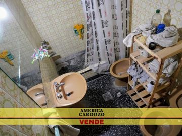CASA EN VENTA 4 AMBIENTES, MORENO SUR