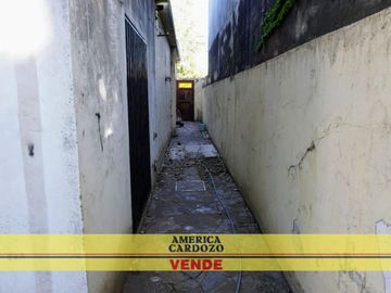 CASA EN VENTA 4 AMBIENTES, MORENO SUR