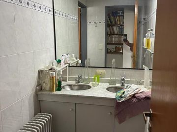 PISO EN VENTA CUATRO AMBIENTES