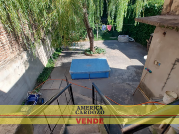 COMPLEJO DE CASA CON 2 DEPTS, 374 M2, MERLO NORTE
