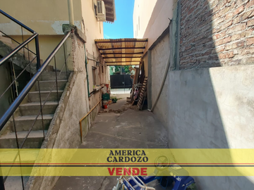 COMPLEJO DE CASA CON 2 DEPTS, 374 M2, MERLO NORTE