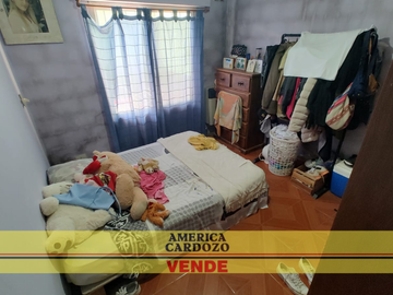 COMPLEJO DE CASA CON 2 DEPTS, 374 M2, MERLO NORTE