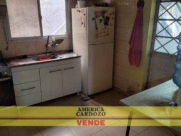 COMPLEJO DE CASA CON 2 DEPTS, 374 M2, MERLO NORTE