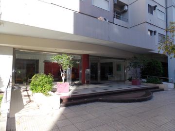 HERMOSO 3 AMB CON GRAN PATIO