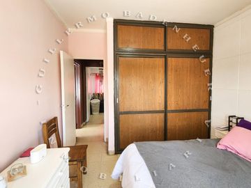 DEPARTAMENTO ÚNICO CON TERRAZA Y PARRILLA DE DOS DORMITORIOS