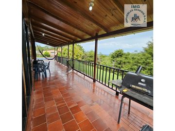 ref 898a lago calima/ en parcelación /vendo casa campestre