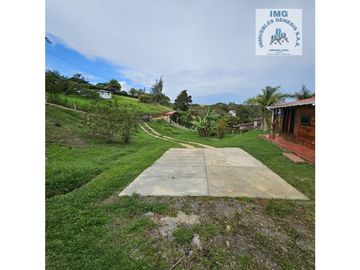 ref 898a lago calima/ en parcelación /vendo casa campestre
