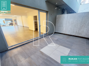 #AlquilerRUKAN | Local Comercial | Barrio CENTRO | Calle BERNARDINO DEL HOYO | Caleta Olivia.-