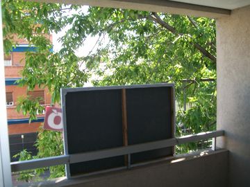 AMPLÍSIMO 2 AMBIENTES CON BALCON AL FRENTE TODO ELECTRICO GRAN CALIDAD EXELENTE ESTADO