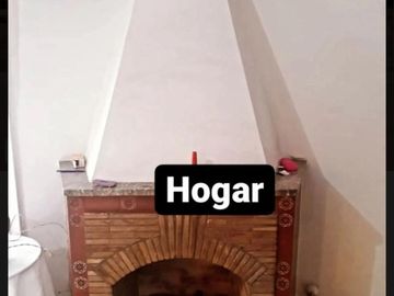 CASA EN PLANTA ALTA DE 3 AMBIENTES CON COCHERA.