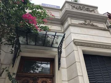 NUÑEZ - Excelente Monoambiente Divisible con detalles de Categoria con Balcón. Amenities