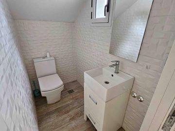 EXCELENTE CASA DE GRAN CATEGORIÍA EN VENTA EN VILLA CARLOS PAZ, EN COUNTRY DE ALTO NIVEL. Seguridad