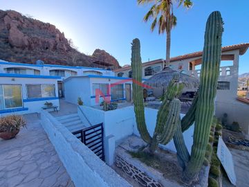 Edificio en venta de 10 departamentos con vista al mar en San Carlos, Sonora.