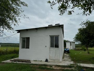 QUINTA / TERRENO EN VENTA EN MONTEMORELOS