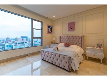 VENDO APARTAMENTO DE LUJO EN EL SECTOR DEL GOLF