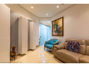 VENDO APARTAMENTO DE LUJO EN EL SECTOR DEL GOLF